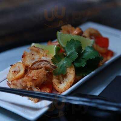 Lanai Restaurant And Bar