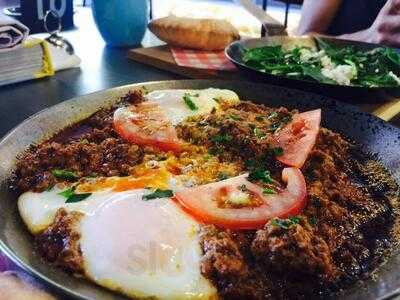 Grandma's At Rosebery