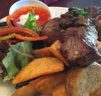 Rose Shamrock & Thistle Hotel