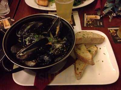 Rose Shamrock & Thistle Hotel