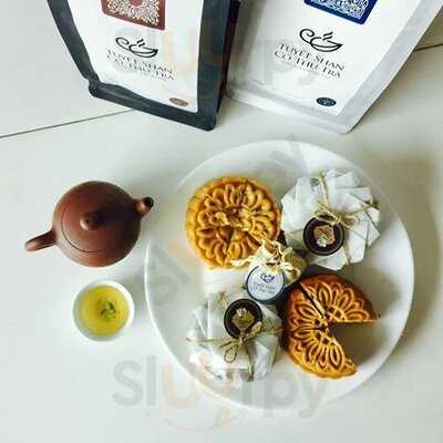 Green Tea Vietnamese & Chinese Cuisine