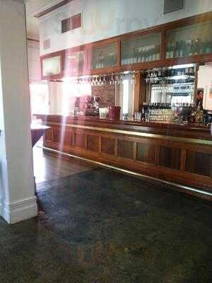 Bell's Hotel & Brewery