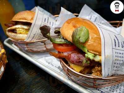Benny Burgers