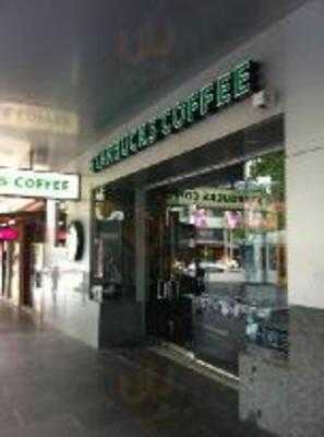 Starbucks Spencer Street
