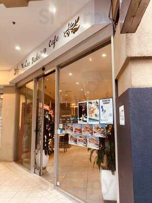 N. Lee Bakery Cafe