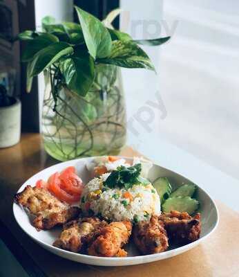 B.cuz Coffee & Eatery