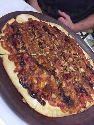 Alcapone Pizza Pasta Bar