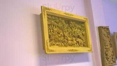 The Full Moon Thai Restaurant