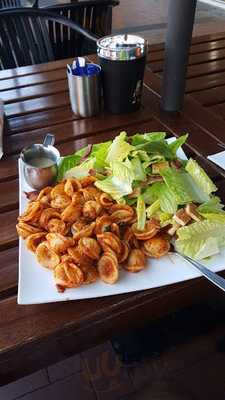 Fores And Feints Whisky Bar + Bistro