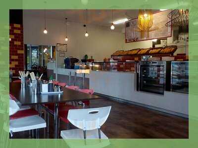 Le-nguyen Pho & Bakery Cafe