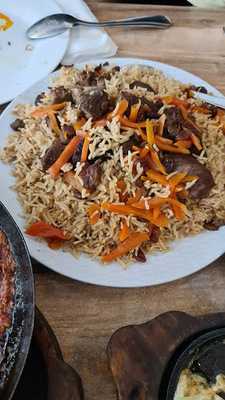 Bar-b-q Lounge Cafe And Restaurant