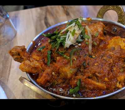 Bar-b-q Lounge Cafe And Restaurant