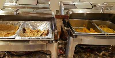 Bar-b-q Lounge Cafe And Restaurant