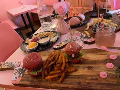 Mark's Place Pizza Cafe