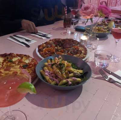 Mark's Place Pizza Cafe