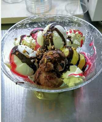 French Riviera Icecreamery