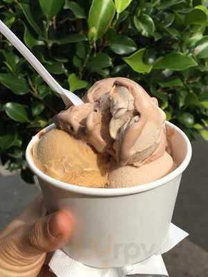 French Riviera Icecreamery