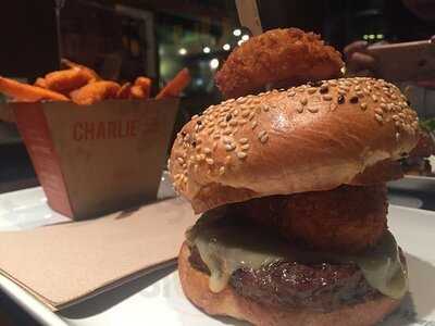 Charlie & Co Burgers