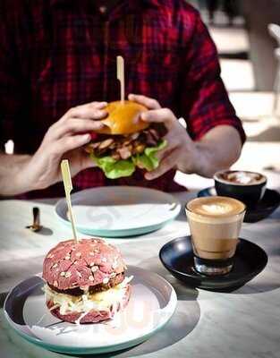 Masters Of Burgerology