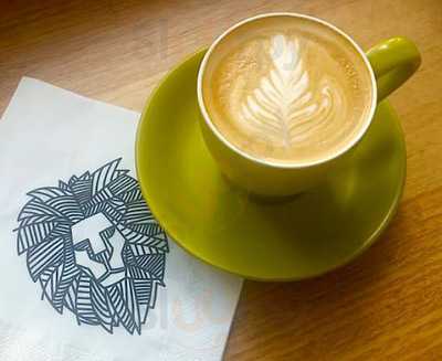 Lionshare Cafe