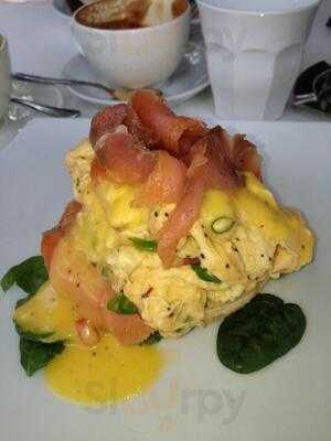 Kanteen Cafe & Bistro