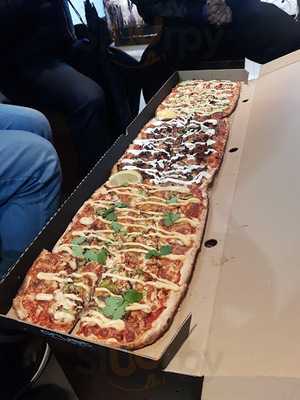 Crust Gourmet Pizza Bar