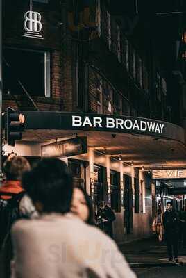 Bar Broadway