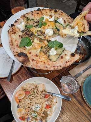 La Casareccia Italian Restaurant