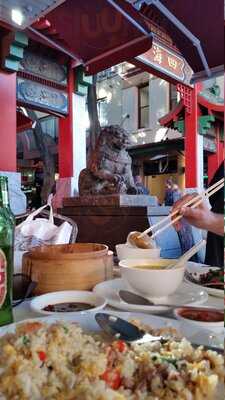 Emperor Garden Bbq & Noodles