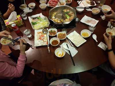 Fusion Hotpot & Barbecue