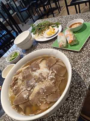 L & P Vietnamese Noodle Soup Restaurant