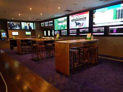 Bistro At Off Broadway Hotel