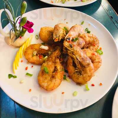 Little Fish And Rice Town