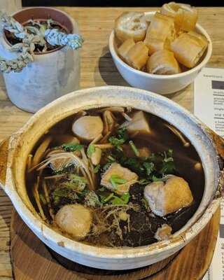 Aunty Franklee Hawthorn