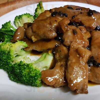 Tong Lok Chinese Restaurant