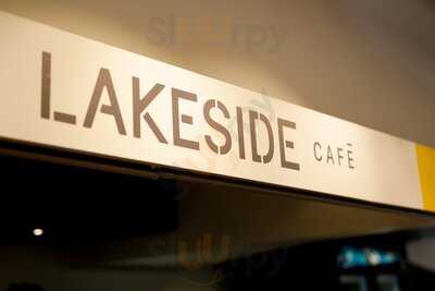 Lakeside Cafe