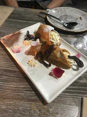 Raimondo's Authentic Italian And Sicilisn Cuisine