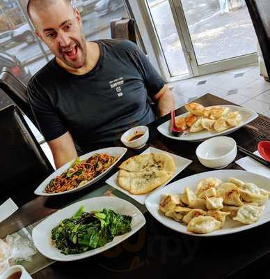 Long Dragon Dumpling House