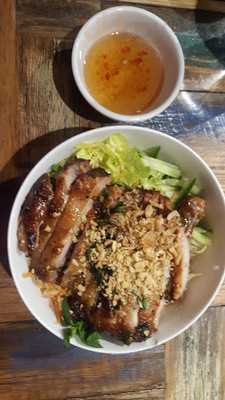 Uncle8 Vietnamese Thai Fusion Campsie