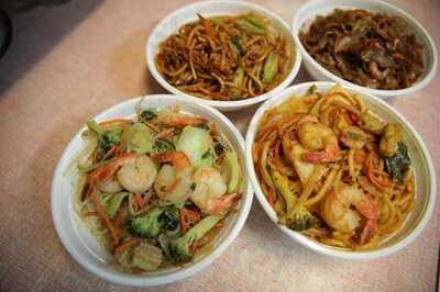 Yoyo Noodle Sushi Dumpling Bar