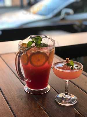 Tokyo Hookah Bar & Eatery