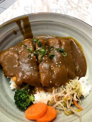 Sakana Japanese Cafe