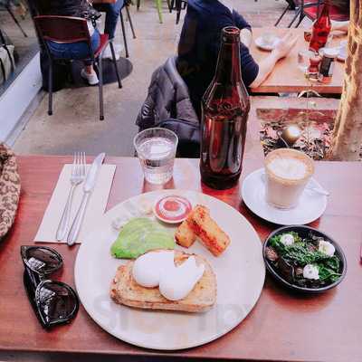 Richie Rich Cafe And Bar