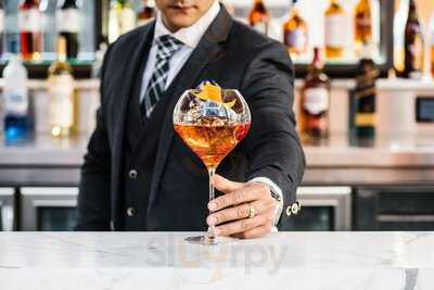 Level Seven Restaurant & Bar