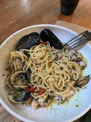 Heritage Bakery & Pizzeria