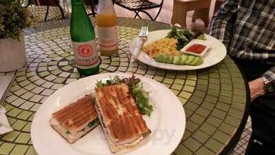 Three Beans Cafe Westfield Sydney