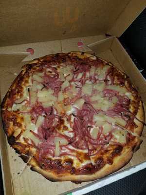 Bullwinkle's Pizza & Pasta