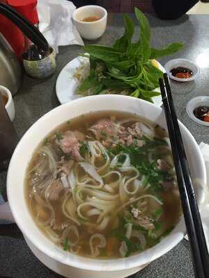 De-pho Vietnamese & Chinese Restaurant