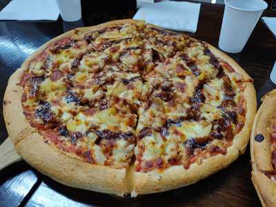 413 Fahrenheit Pizza