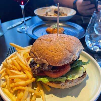 Edwin Wine Bar And Cellar